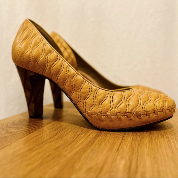 Yellow Quilted Leather Heels - Picture 1 of 4